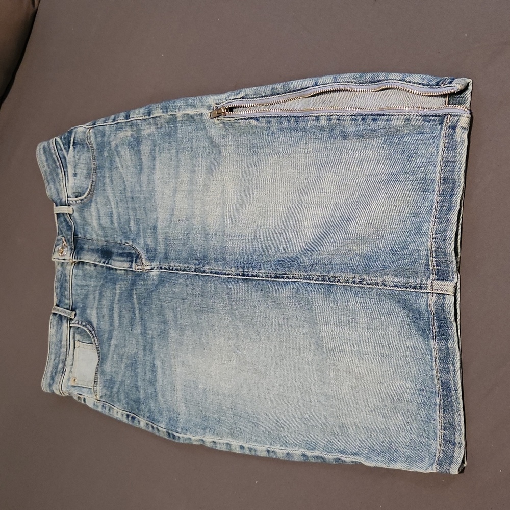 Guess Zip Split Jean Skirt - Picture 3 of 11